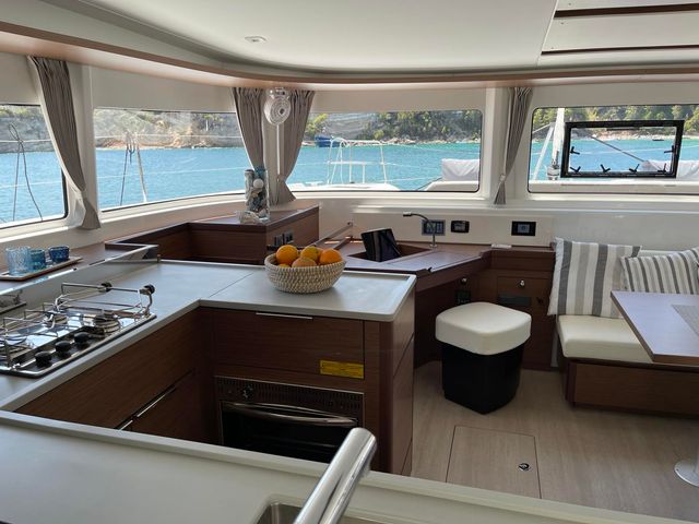 Lagoon 46 Grand Blue