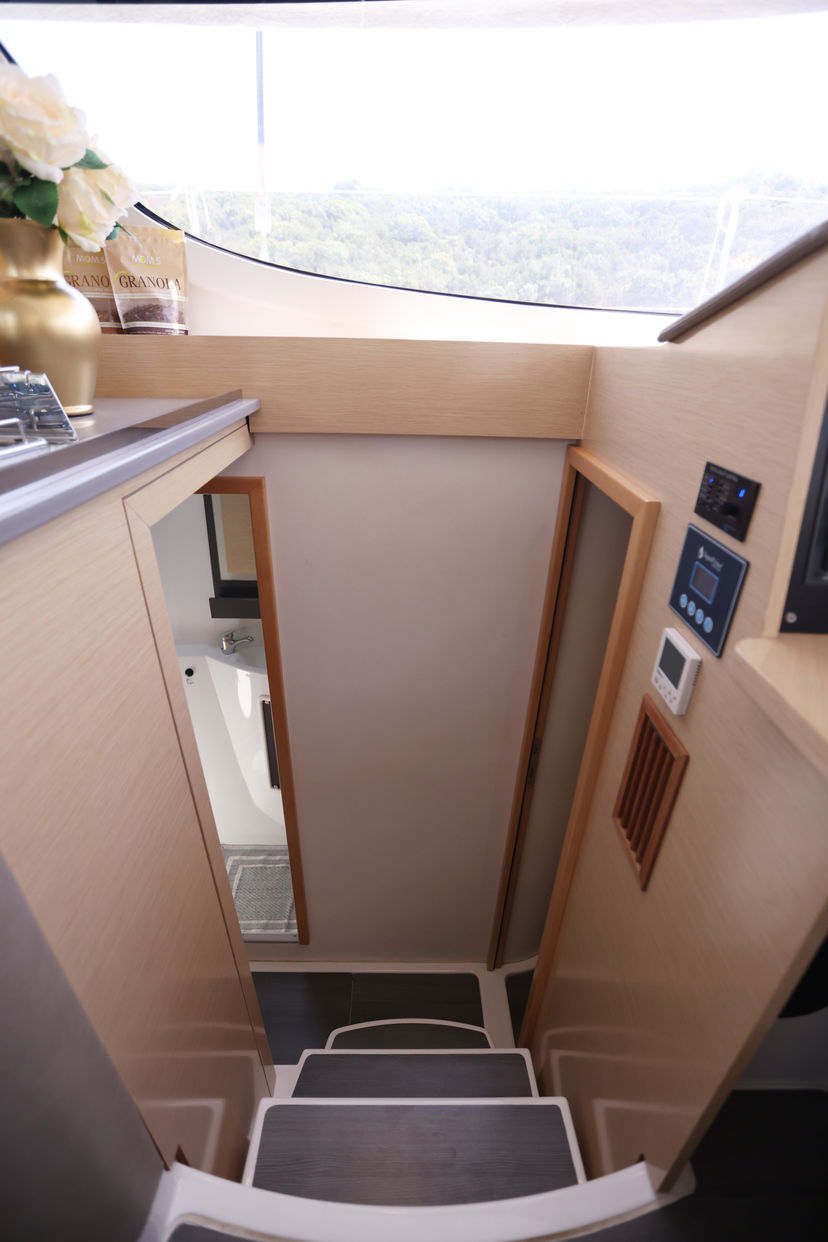 Fountaine Pajot LIPARI 41 Romeo & Juliet