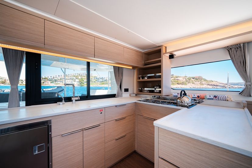 Lagoon 43 EMERALD