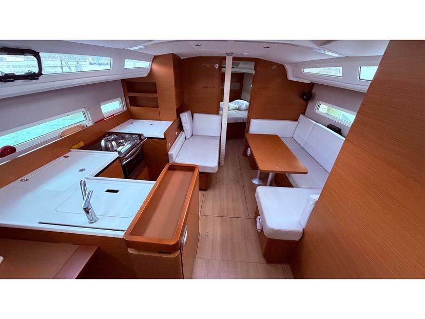 Jeanneau 410 ALASKA