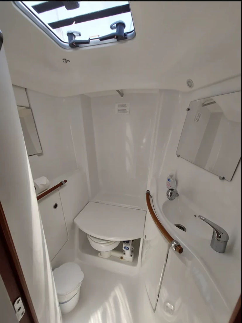Beneteau Oceanis Clipper 393 Papaya