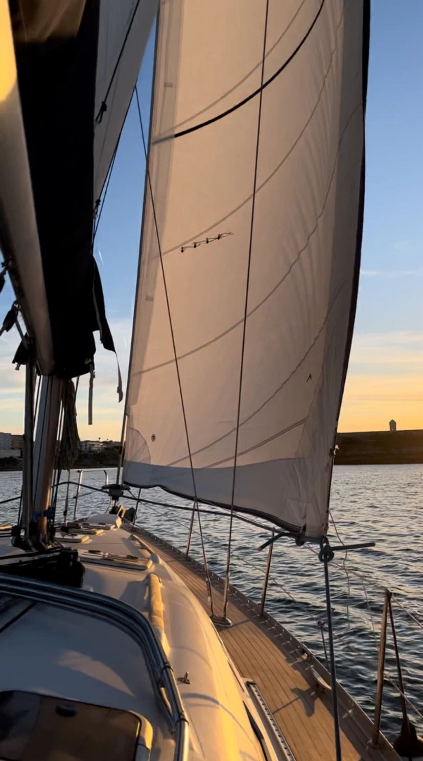 Beneteau Oceanis Clipper 393 Papaya