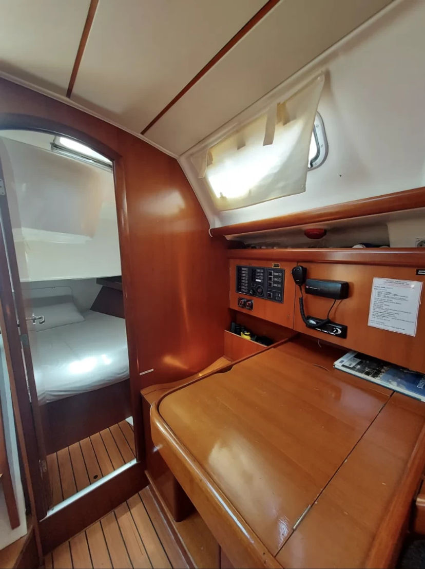 Beneteau Oceanis Clipper 393 Papaya