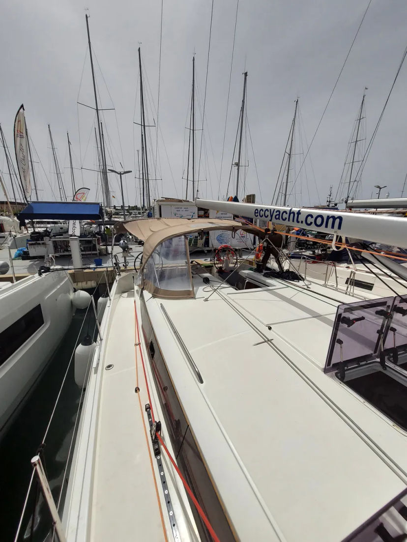 Sun Odyssey 490 Little Mia