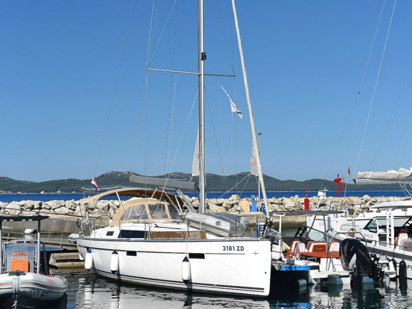 Bavaria Yachtbau 37 Lupe