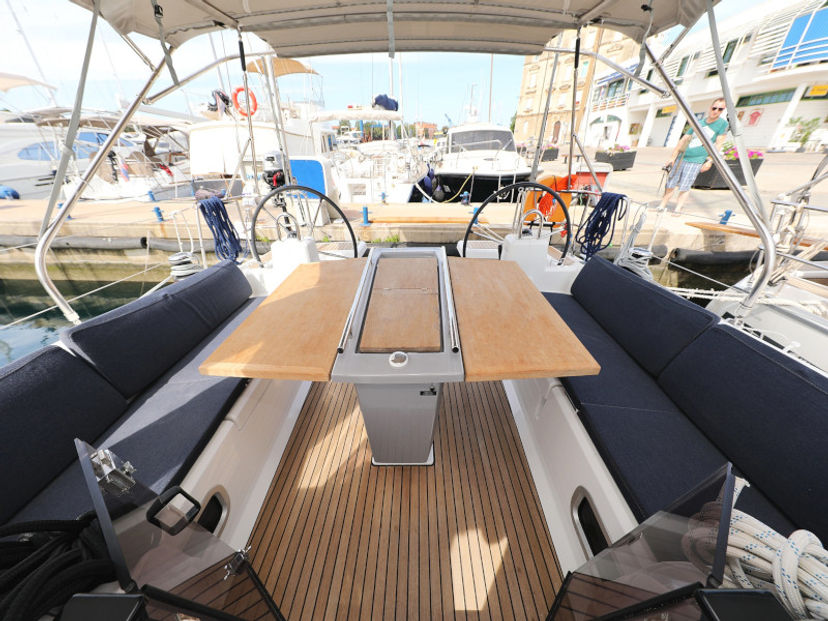 Beneteau OCEANIS 41.1 SEVEN 