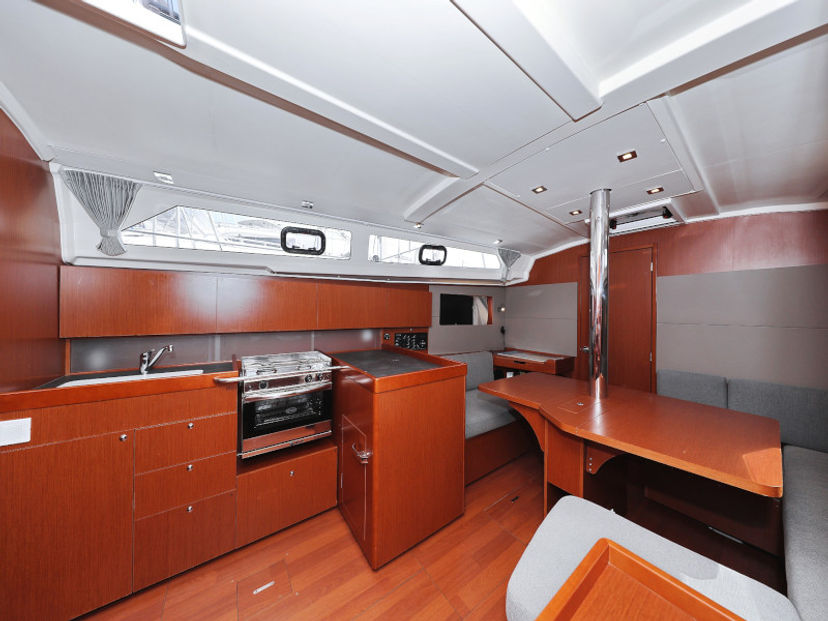 Beneteau OCEANIS 41.1 SEVEN 
