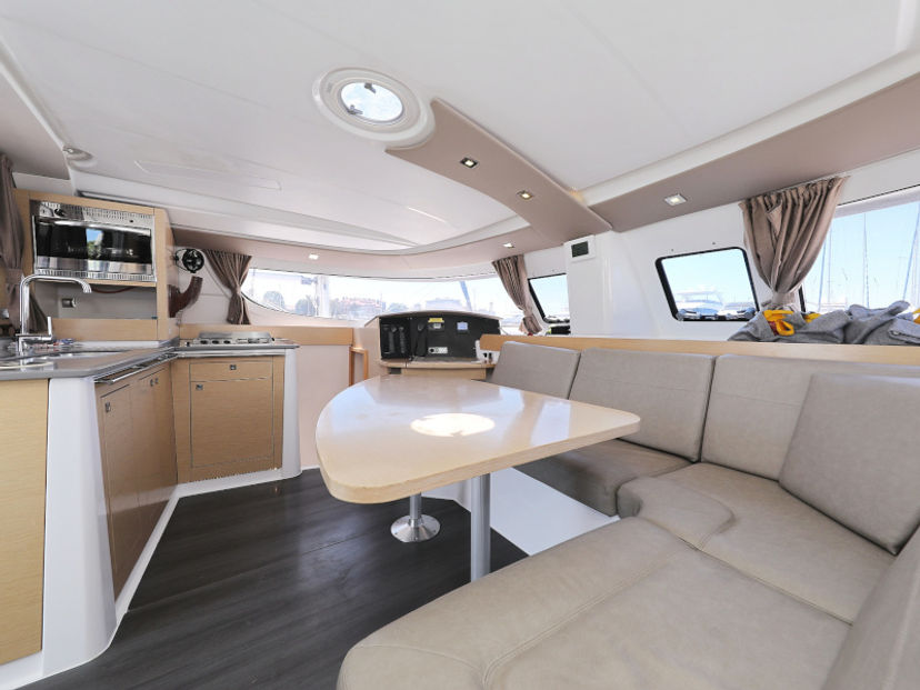 Fountaine Pajot LIPARI 41 LUBI