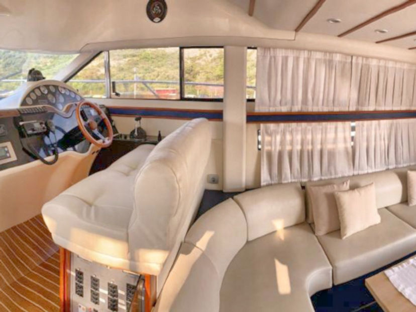 Fairline Boats 40 Julia
