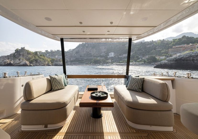 Azimut Yachts Magellano 60