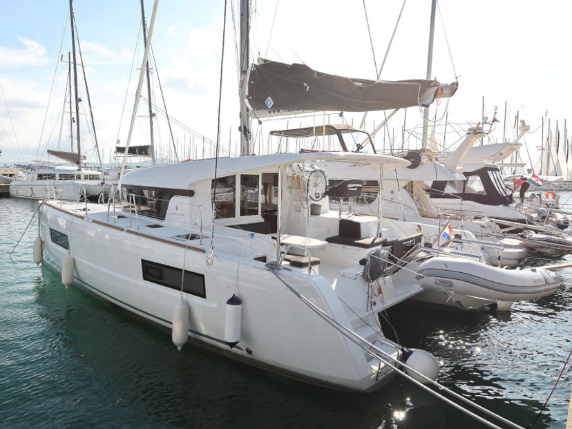 Lagoon 40 NINA II