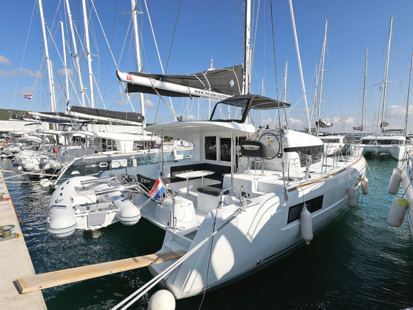 Lagoon 40 NINA II