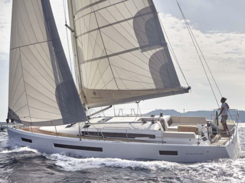 Jeanneau 49 MAD KISS
