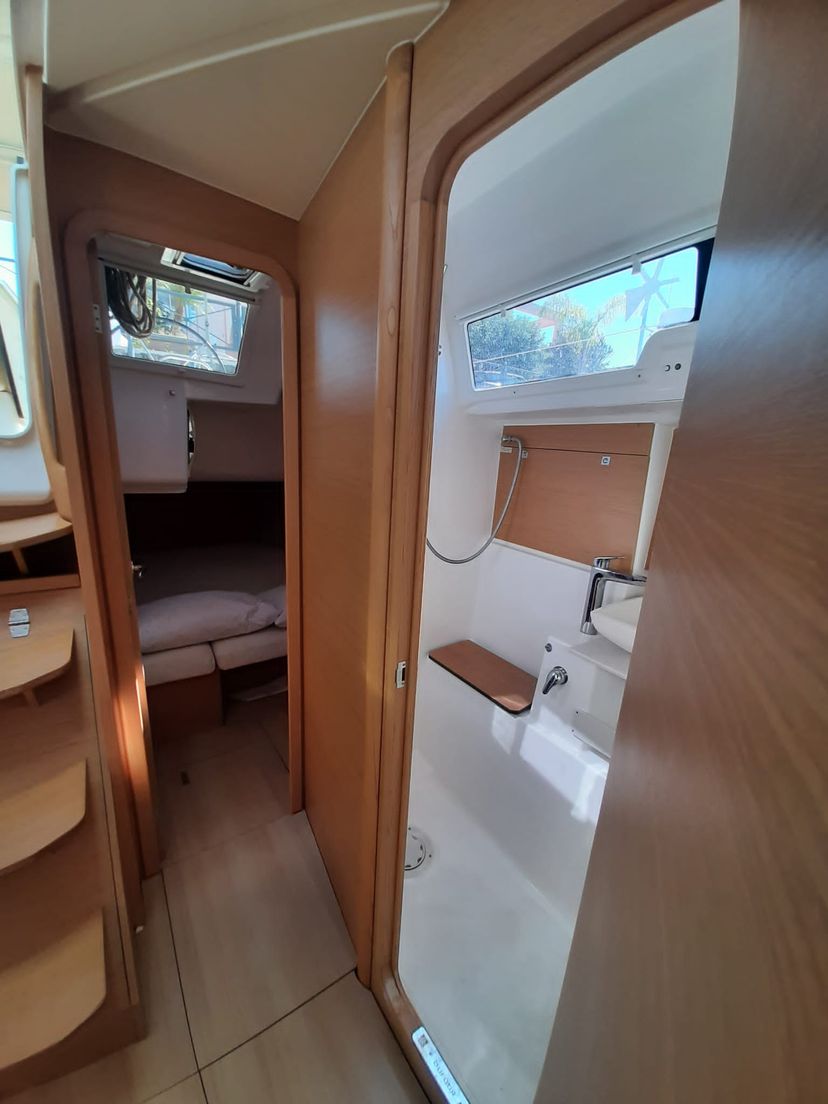 Dufour Yachts GRAND Hedoné
