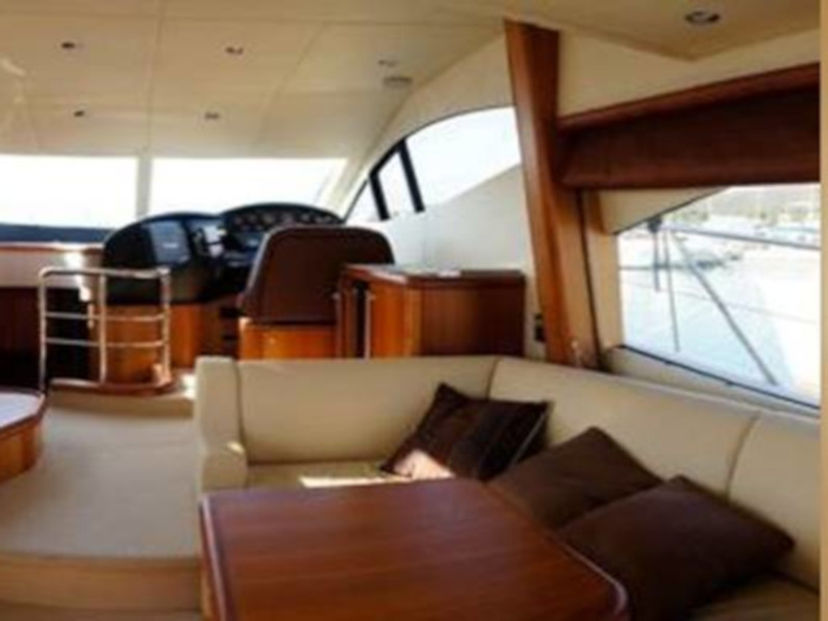 Sunseeker 50 Aviator