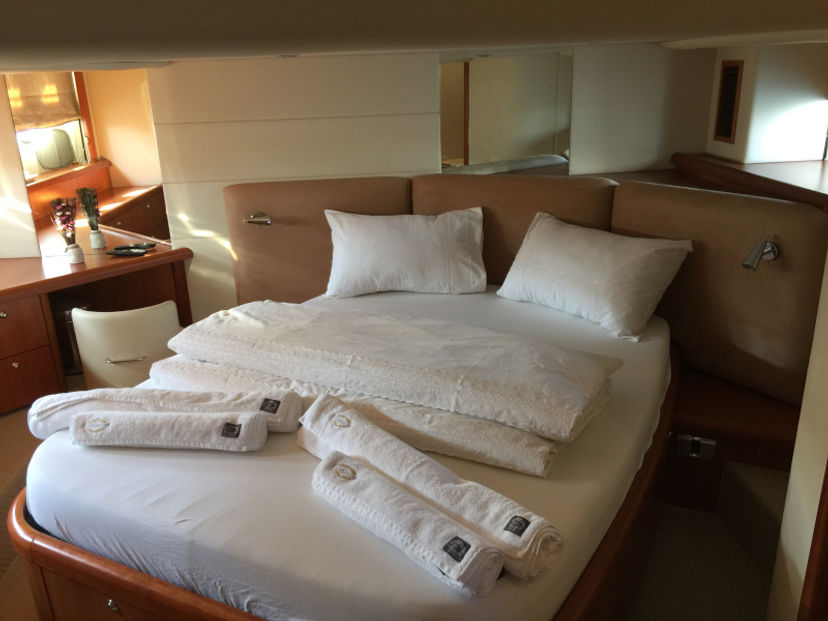 Sunseeker 50 Aviator