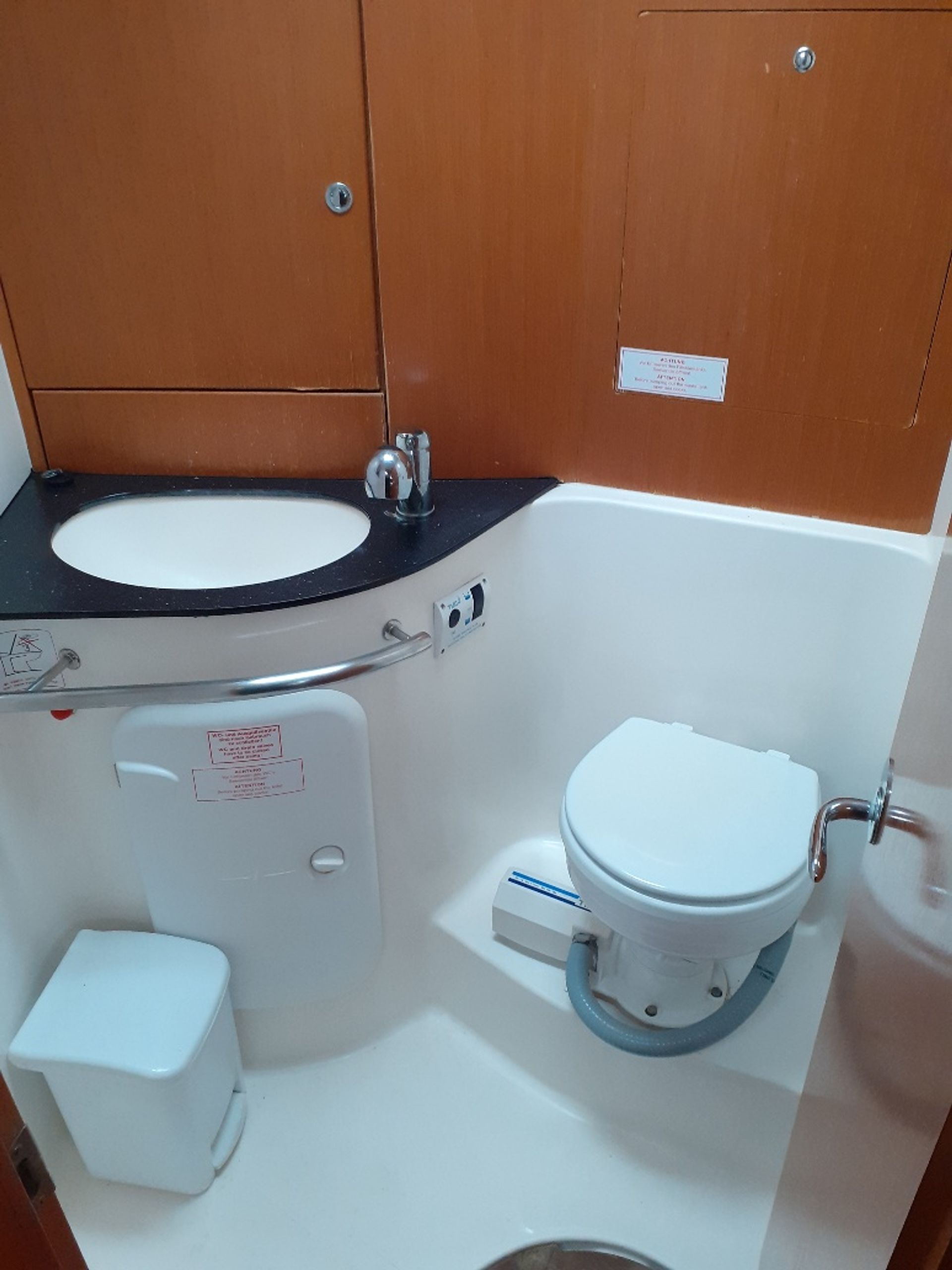 2690160603302458_bow_wc..jpg
