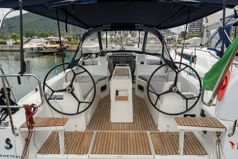 Beneteau 4.1 Pluto - Comfort line