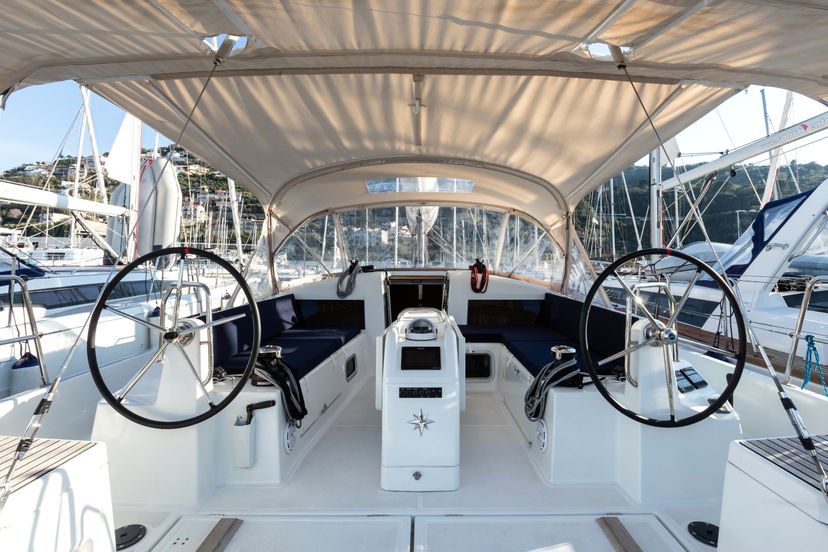 Jeanneau 40 Vittoria - Standard line