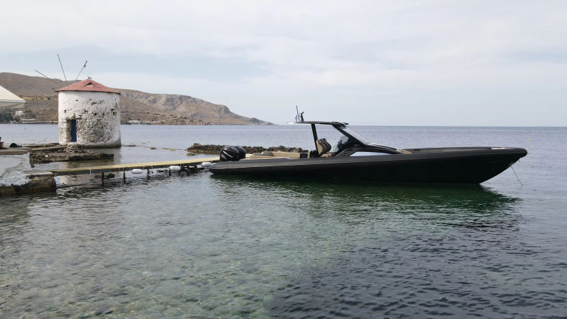 Technohull Explorer 40 AVALON DAY TRIPS