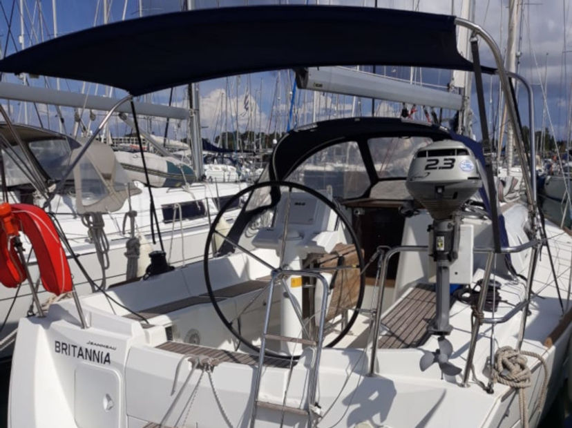 Jeanneau 33 Britannia