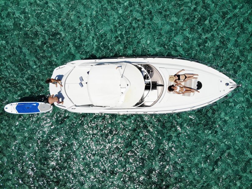 Pershing 37 Black Ball