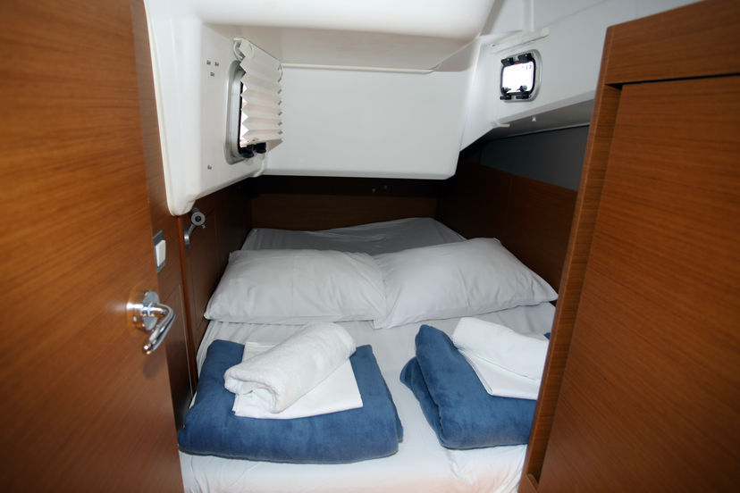 Jeanneau 410 Deba