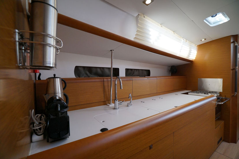 Jeanneau 47 Capricorn