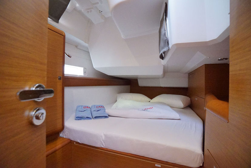 Jeanneau 47 Capricorn