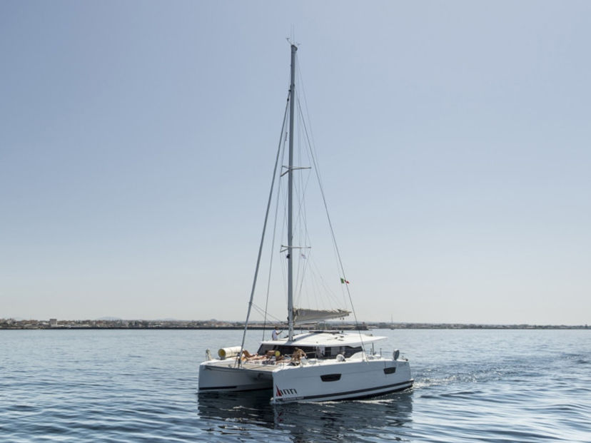 Fountaine Pajot 42 Astrea 