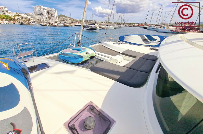 Lagoon 46 BLUE REGENERATION