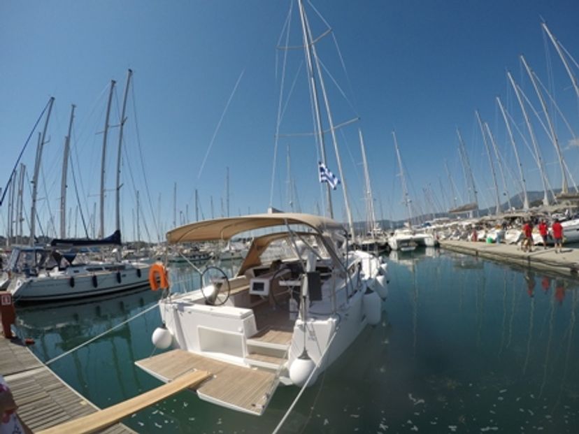 Dufour Yachts GRAND Emerald