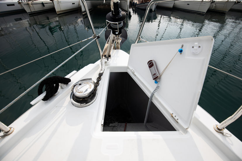 Beneteau OCEANIS 51.1 Viennastar | A/C, Gen, Water maker, 12 pax