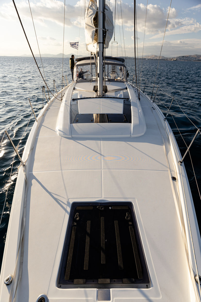 Beneteau OCEANIS 51.1 Viennastar | A/C, Gen, Water maker, 12 pax