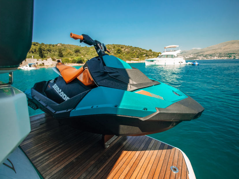Bavaria Yachtbau R4 Borimir