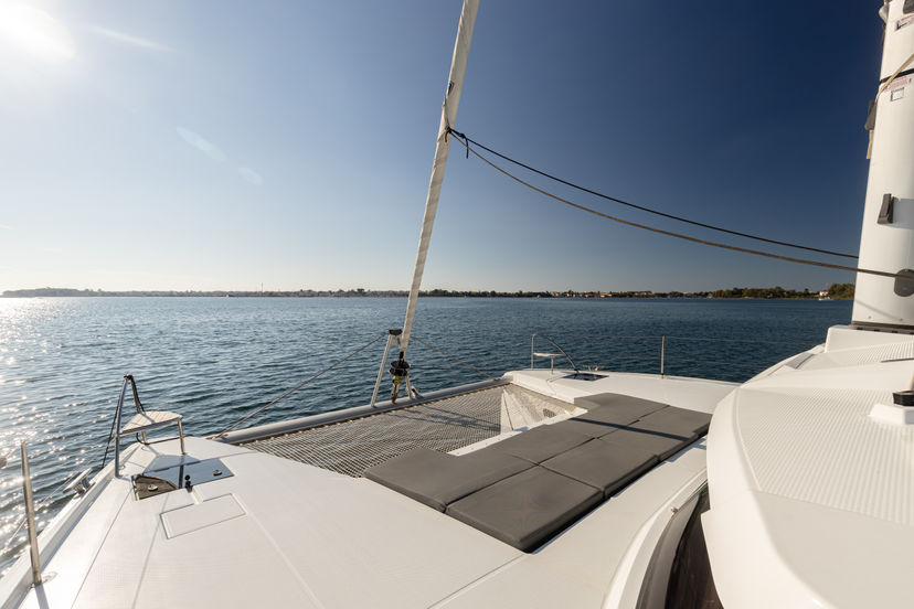 Fountaine Pajot 45 Vienna Pearl | A/C, Gen, Water-maker, 12 pax
