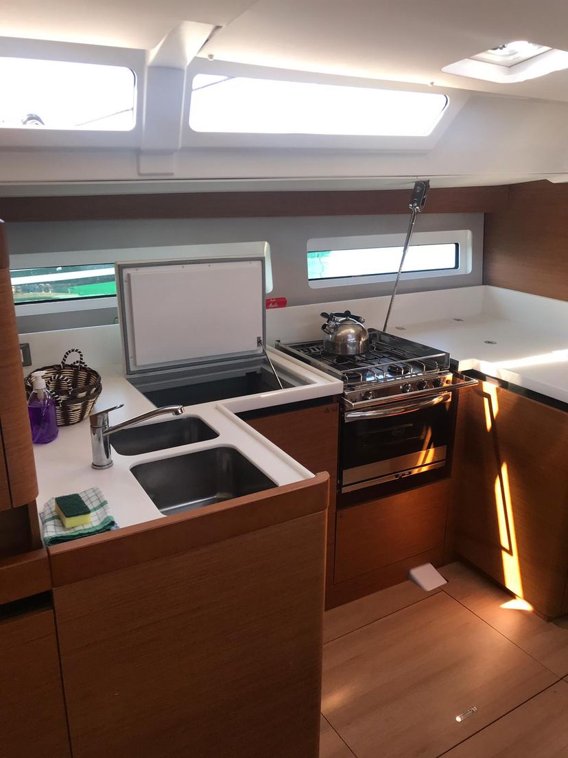Jeanneau 49 ATHINA