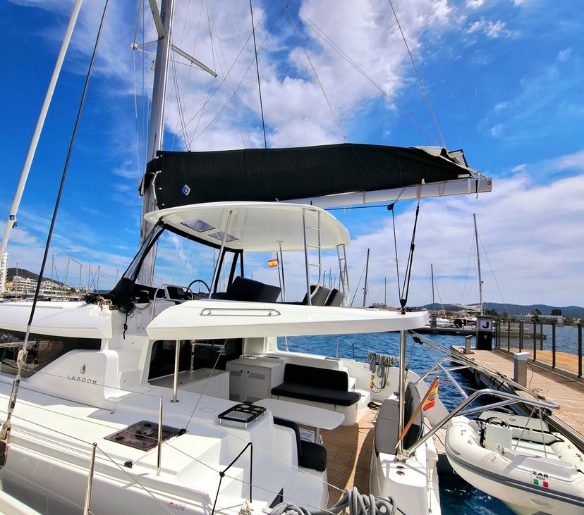 Lagoon 46 SILVER ELLI