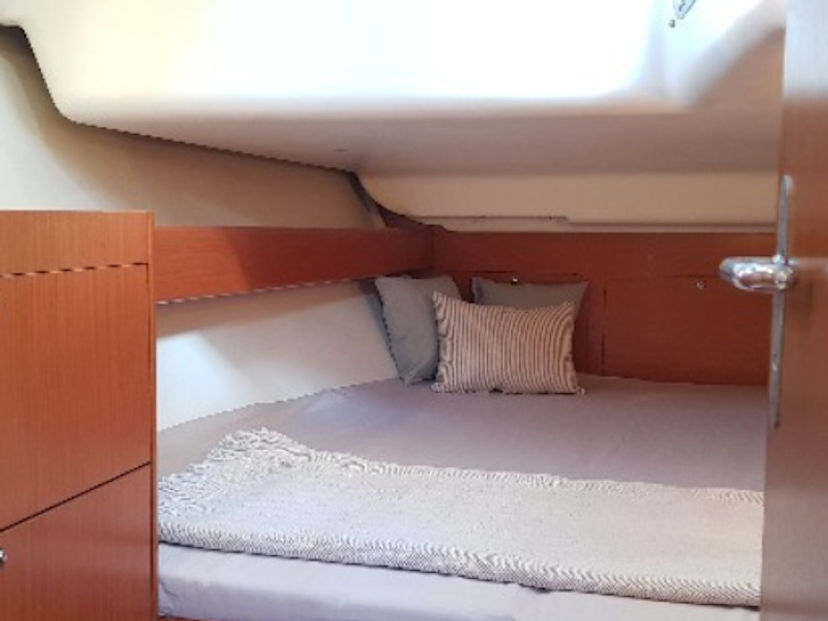 Beneteau CYCLADES 39.3 Rhodes Yachting