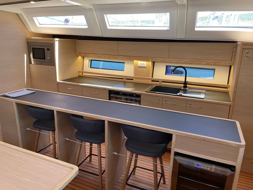 D&D Yachts 54 LUPELA