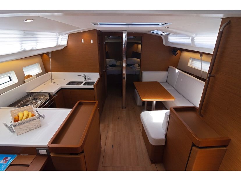 Jeanneau 40 Sun Kiss