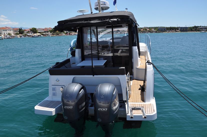 Jeanneau MERRY FISHER 895 Ema