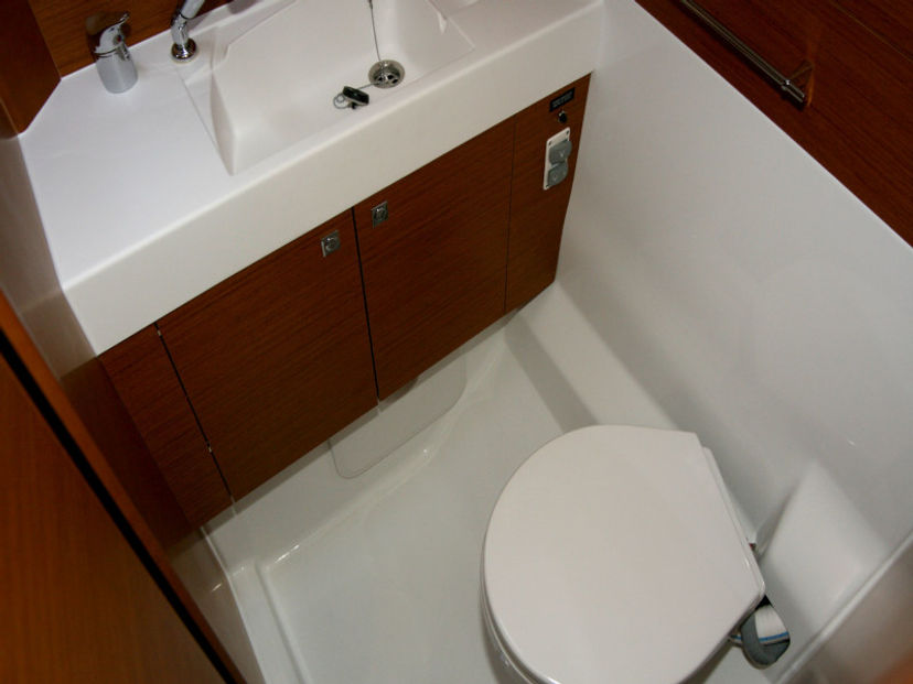 Jeanneau 47 Perla