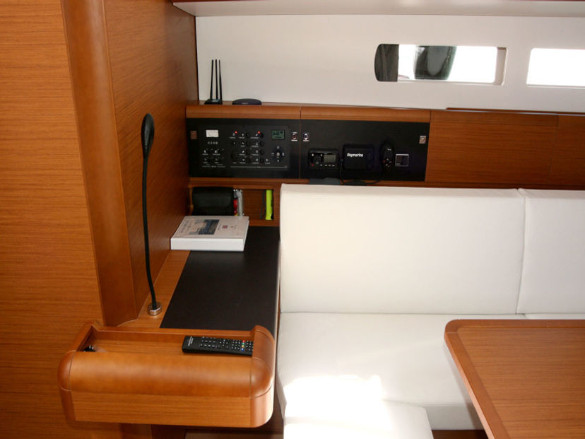 Jeanneau 47 Perla