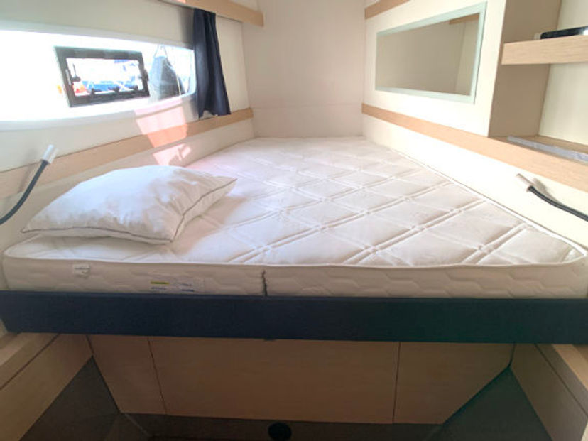 Fountaine Pajot 40 Idefix