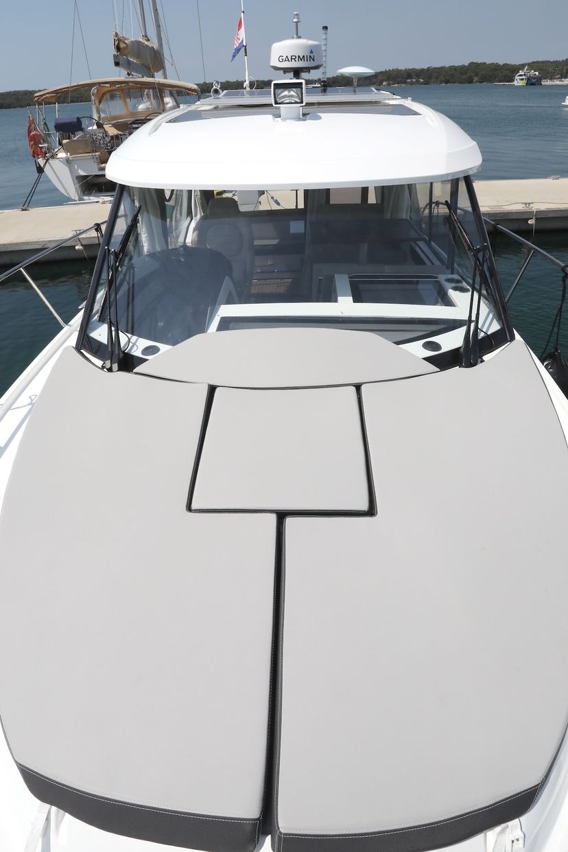 Jeanneau MERRY FISHER 895 Ema