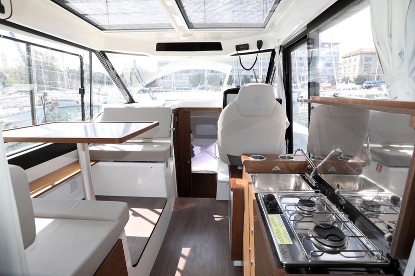 Jeanneau MERRY FISHER 895 Wind