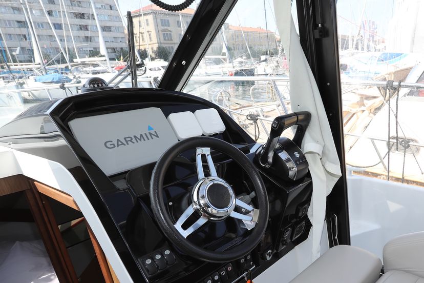 Jeanneau MERRY FISHER 895 Wind