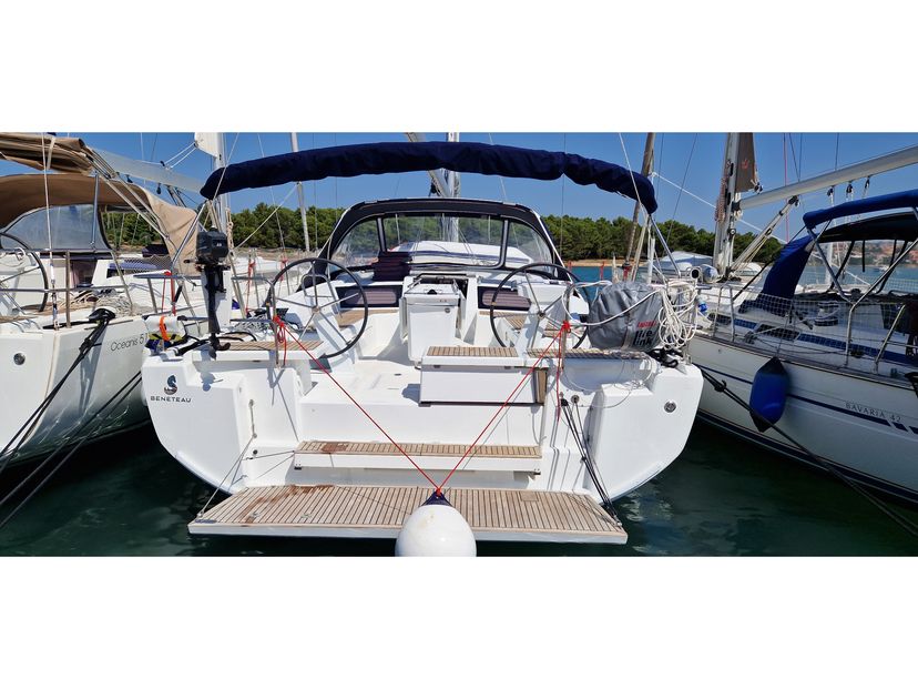 Beneteau OCEANIS 46.1 Luna