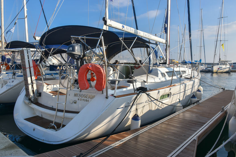Jeanneau 42 Mesogeios